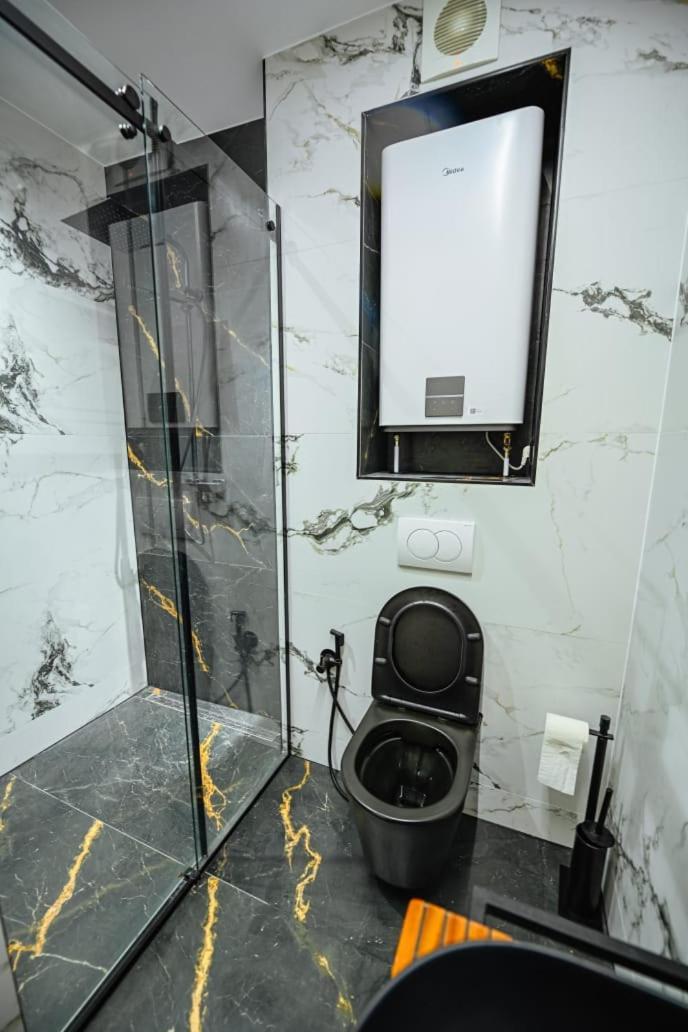 Mon Ami Boutique Hotel Shkodër Екстериор снимка