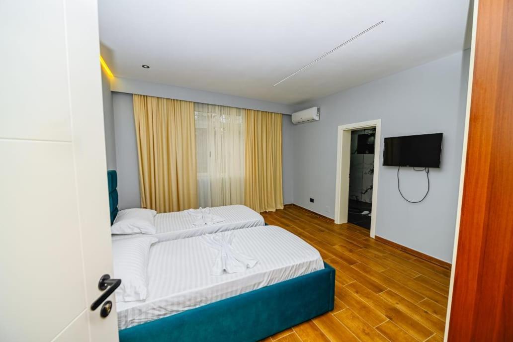 Mon Ami Boutique Hotel Shkodër Екстериор снимка